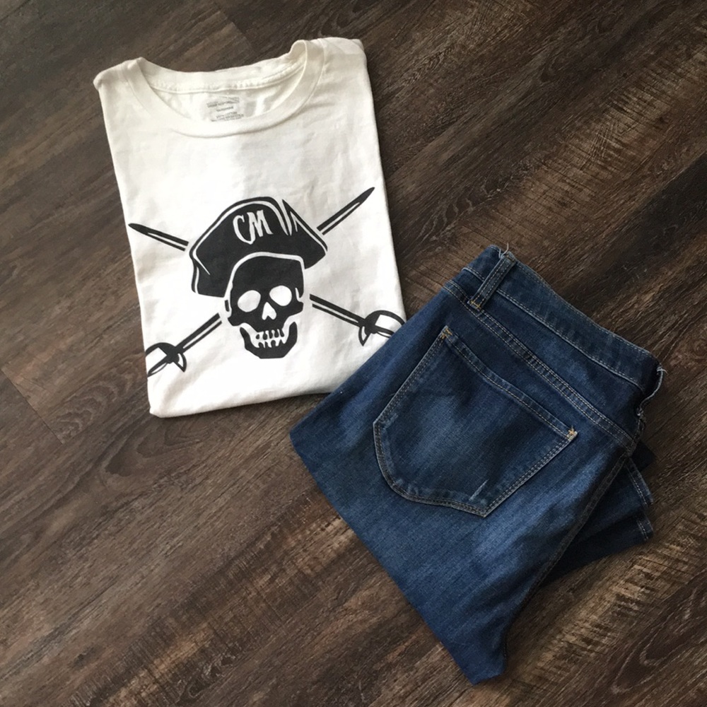 Captain Morgan T-Shirt. Size XL